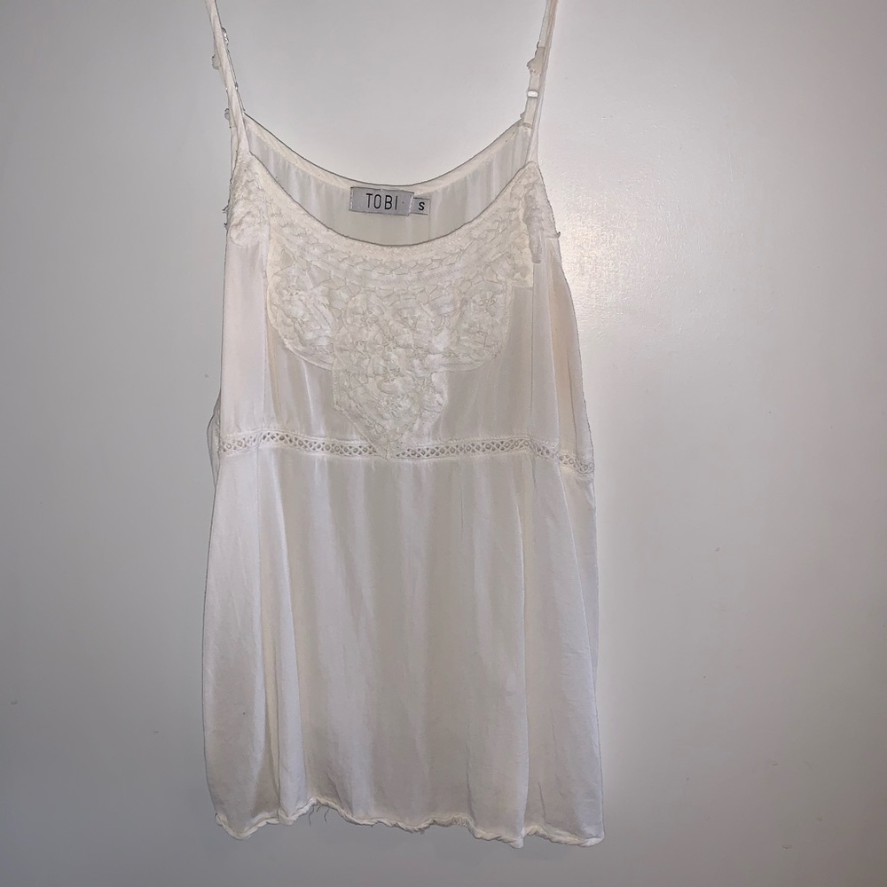 White tank with stitching pattern